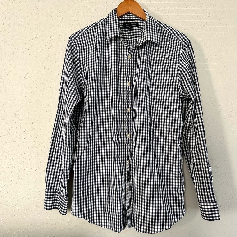 🦋 Banana Republic Tailored Slim Fit Blue Checkered Button Down Large